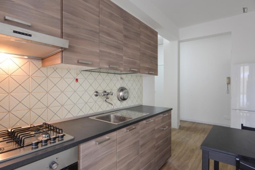 Comfortable double bedroom next to the Quattro Venti train station - Gallery - 5