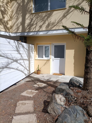 Irresistible 1 Bedroom Apartment close to LPGC University - Gallery - 8