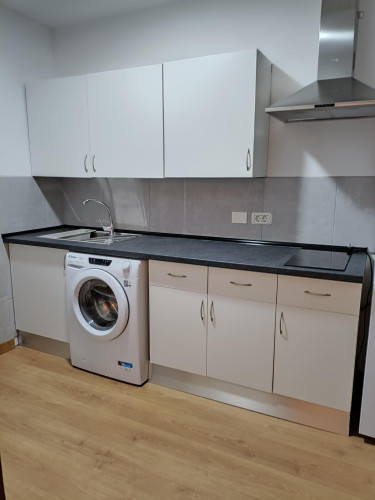 Irresistible 1 Bedroom Apartment close to LPGC University - Gallery - 6
