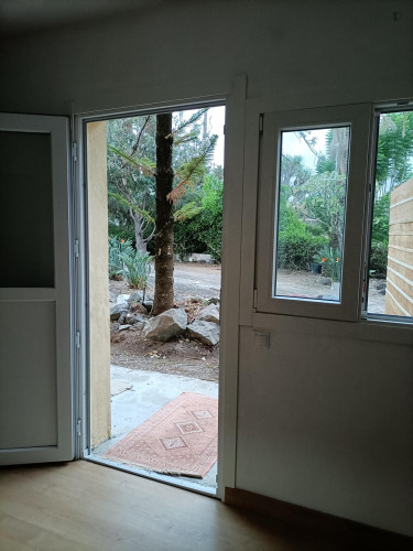 Irresistible 1 Bedroom Apartment close to LPGC University - Gallery - 9