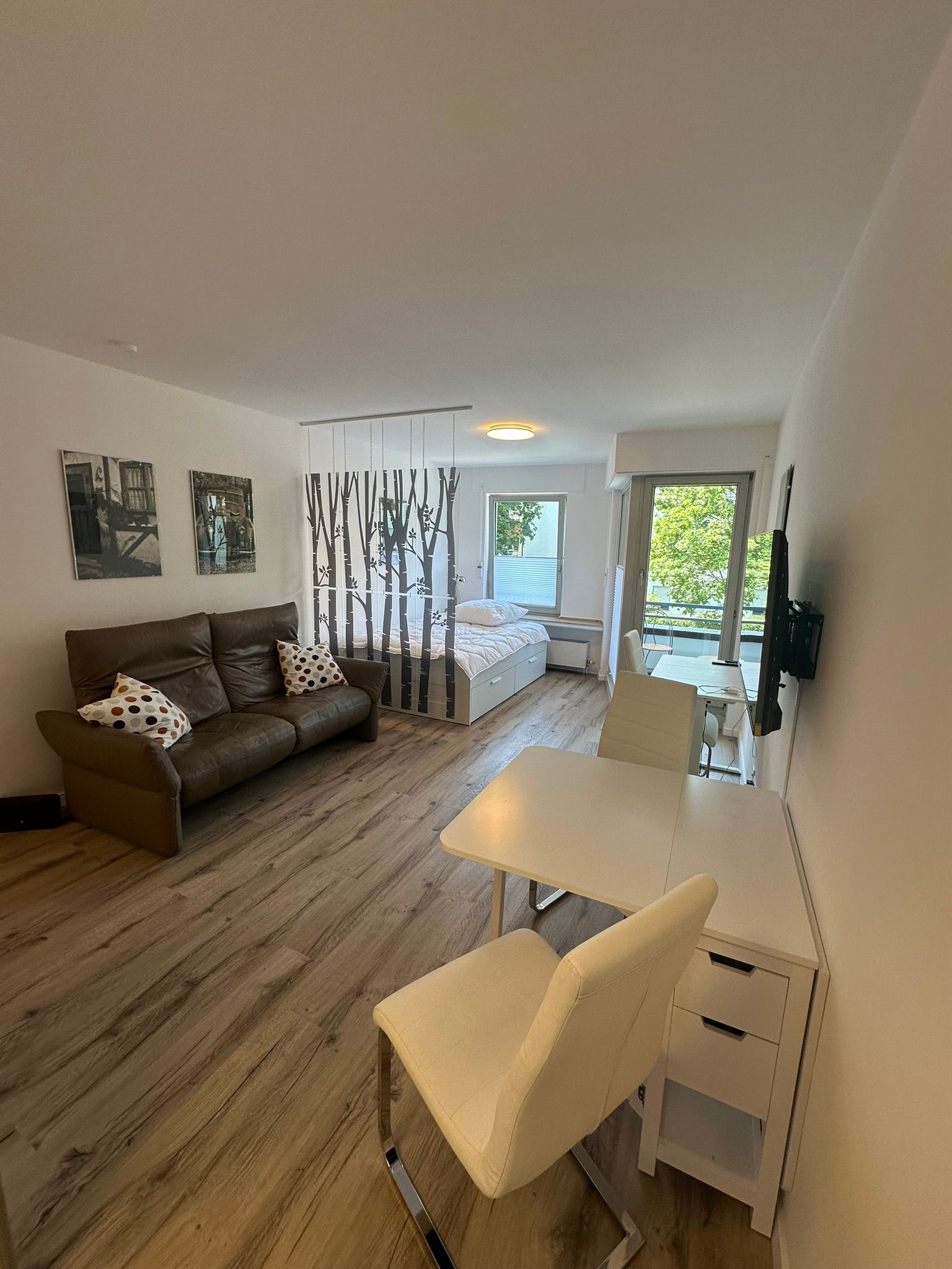  Well-Laid-Out Studio Apartment In A Desirable Green Area  -  Well-laid-out studio apartment in a desirable green area  - Gallery -  14
