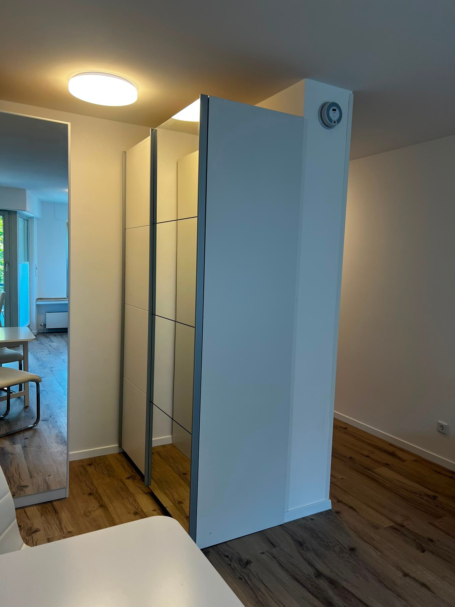  Well-Laid-Out Studio Apartment In A Desirable Green Area  -  Well-laid-out studio apartment in a desirable green area  - Gallery -  18