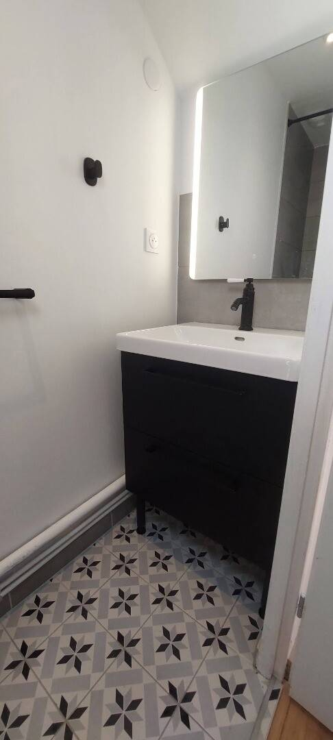  Studio  -  Studio of 17m²  - Gallery -  7