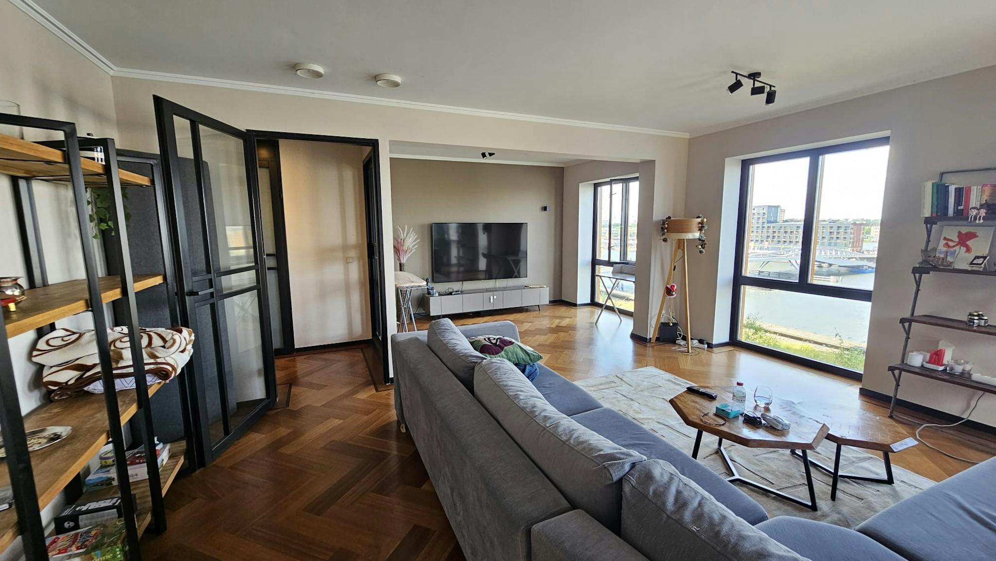 Private Room - 1