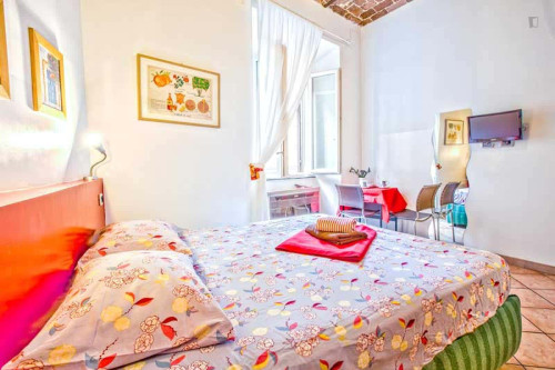 Room in Via Calatafimi, Roma for 103 m² with 4 bedrooms