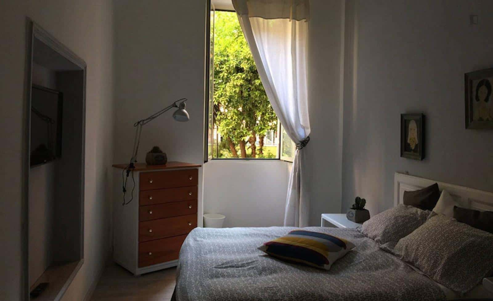 Apartment In Via Napoleone III, Roma For 61 M² With 2 Bedrooms - 1