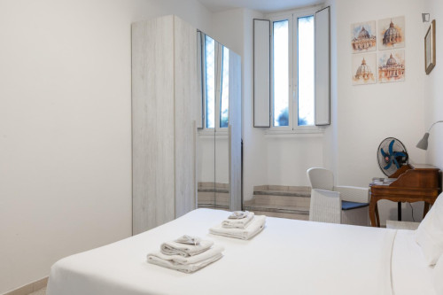 bright 2-br in Prati - MetroA