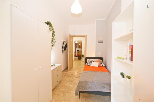 Charming single bedroom near the Varese train station