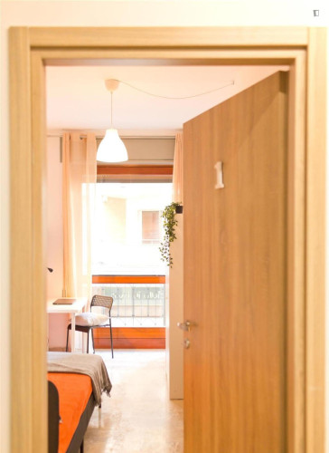 Charming single bedroom near the Varese train station - Gallery - 5