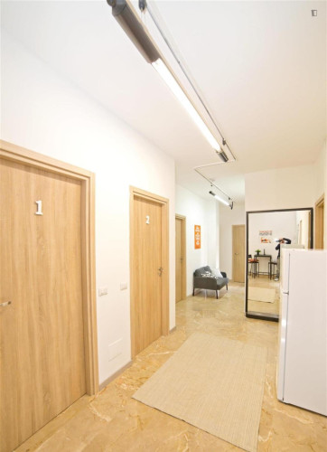 Ample double bedroom in the heart of Varese - Gallery - 15