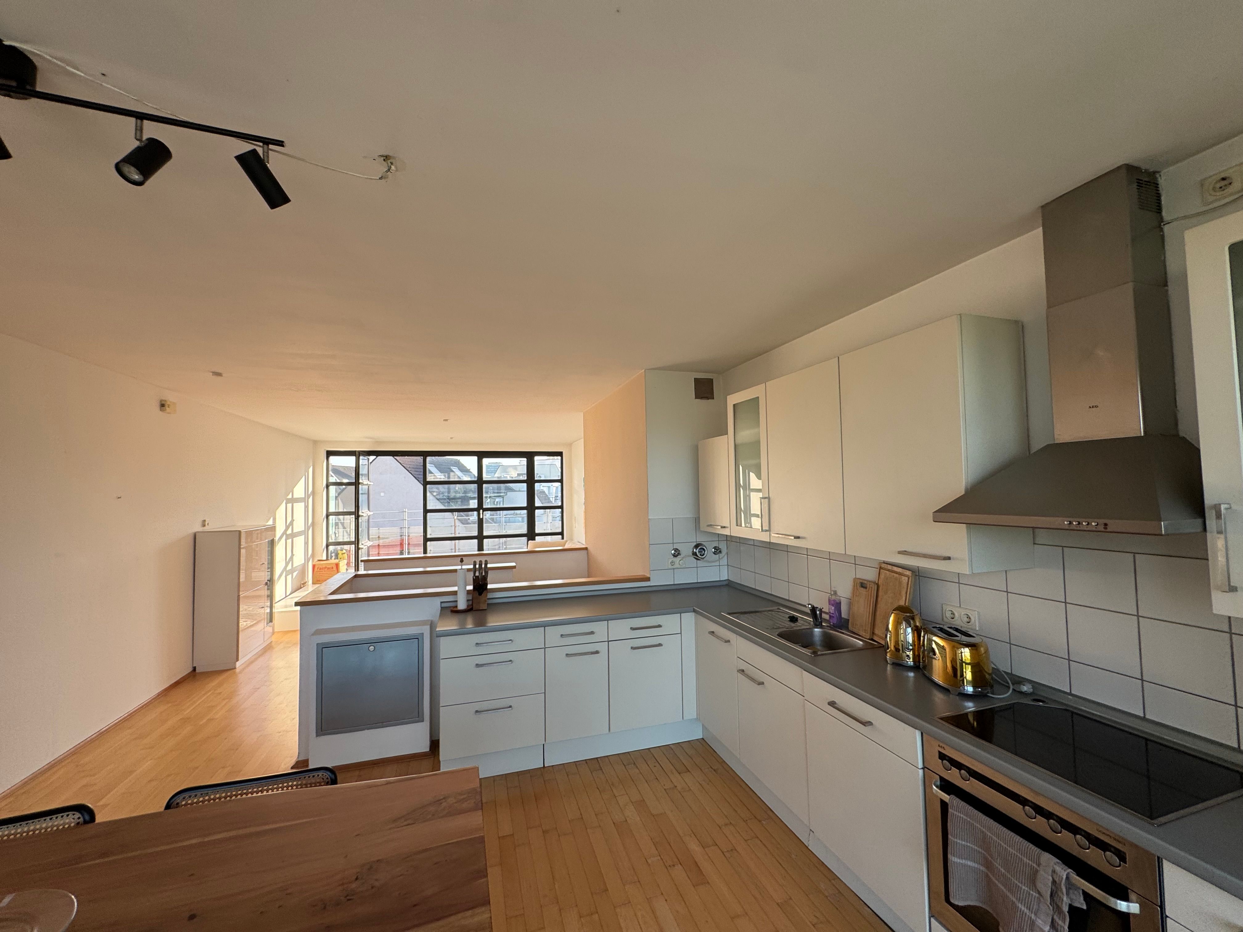  Maisonette Penthouse Mit Dachterrasse über Düsseldorf  -  Maisonette Penthouse mit Dachterrasse über Düsseldorf  - Gallery -  11