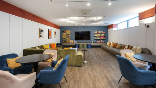 The Garage - Communal Area