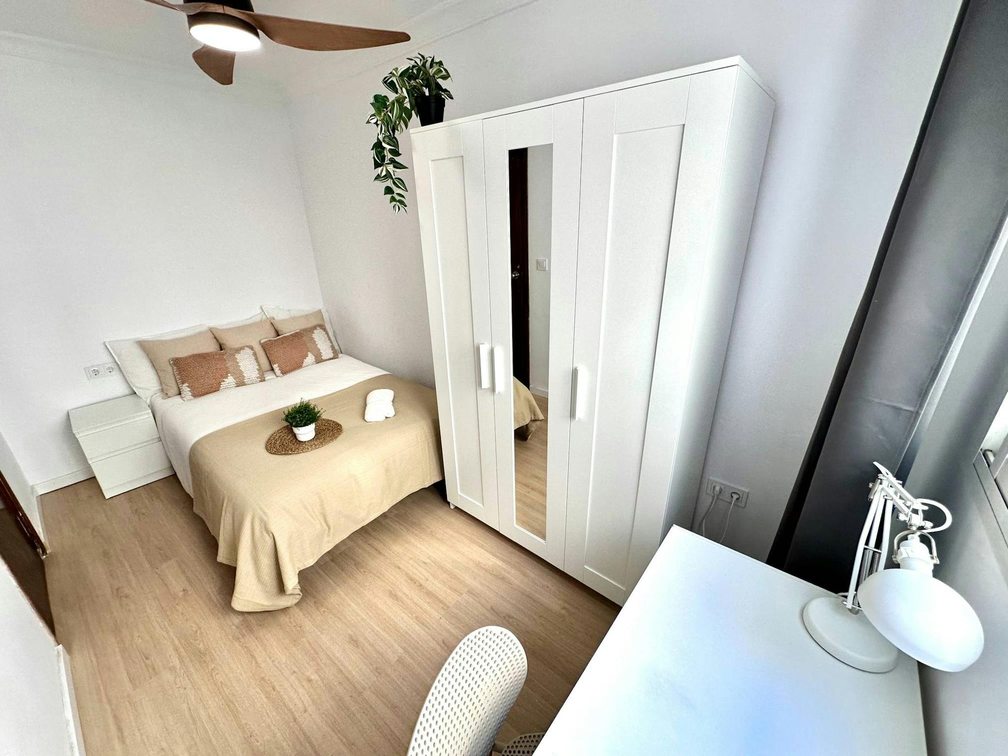 Private Room - 1