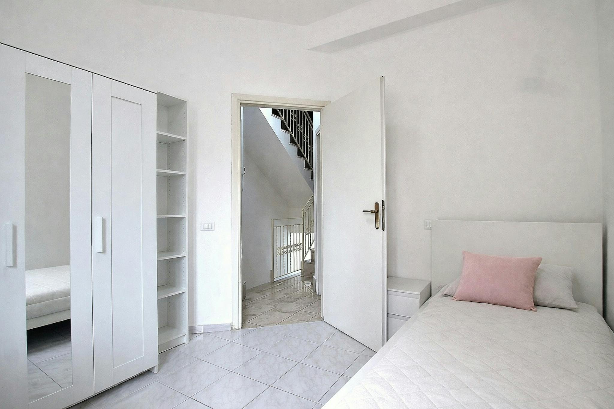  Private Room  -  Via dei Lentuli, Rome  - Gallery -  1