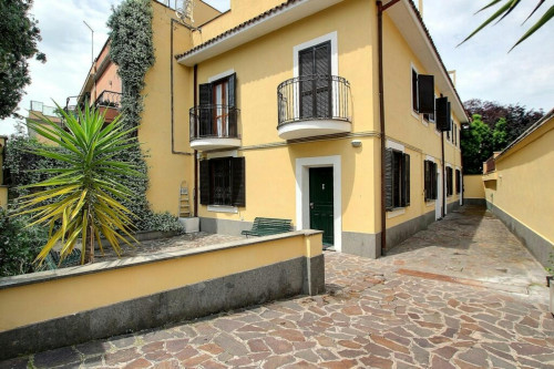 Via dei Lentuli, Rome