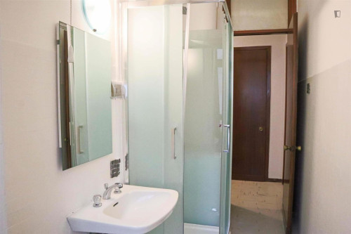 Snug double bedroom near Orto Botanico di Cagliari - Gallery - 5