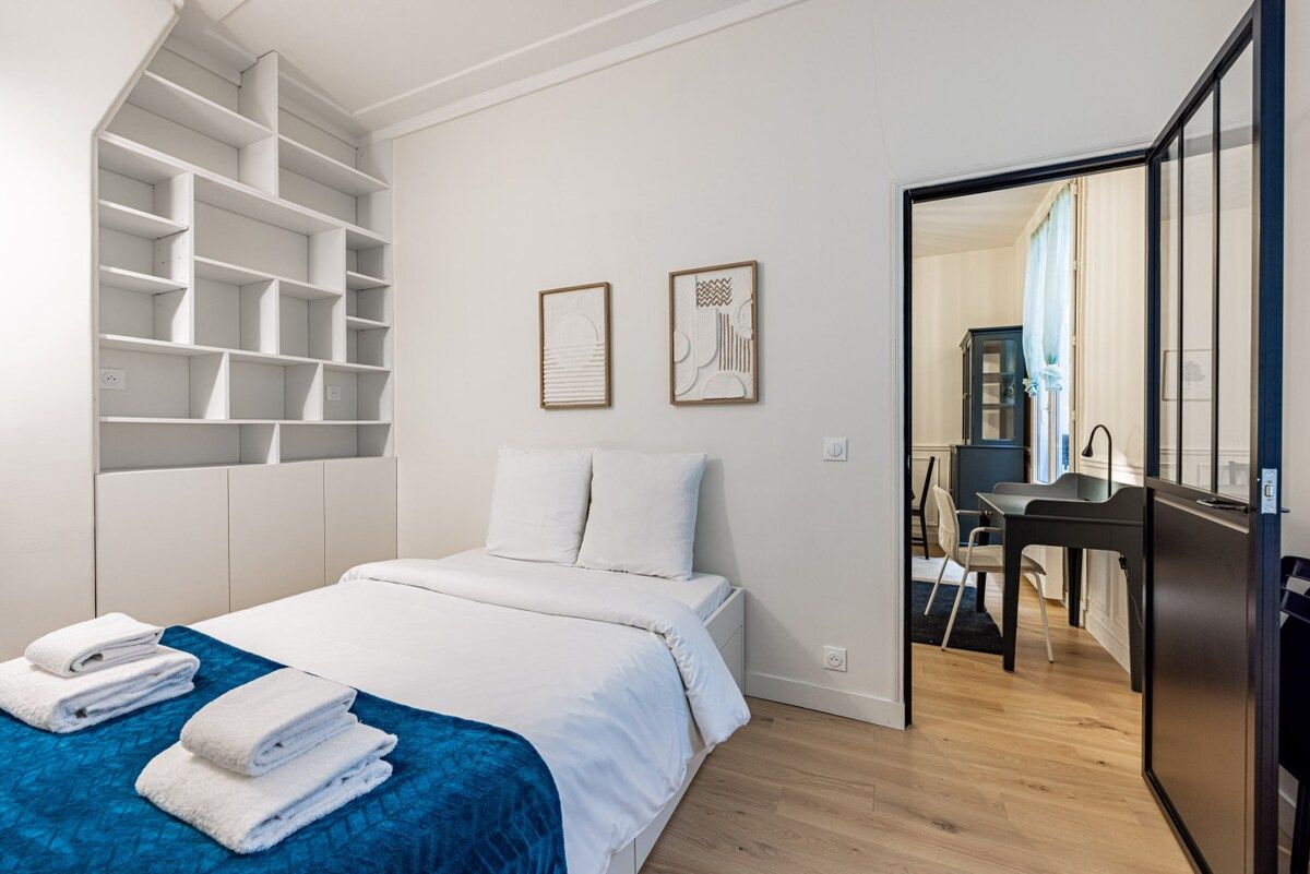  Charming 1BR Courtyard Apartment Near Place De Clichy  -  Charming 1BR Courtyard Apartment near Place de Clichy  - Gallery -  16