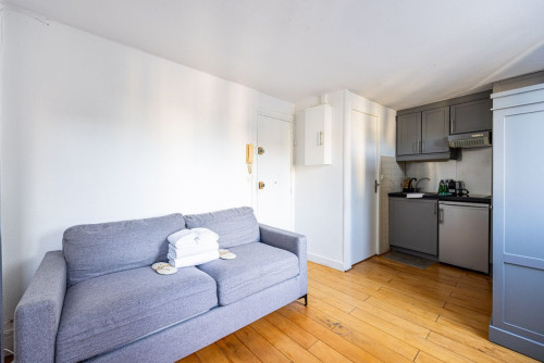 Cozy 1BR Apartment in Le Marais with AC