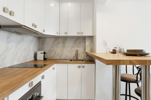 Charming Renovated Studio with AC in the 16th Arrondissement