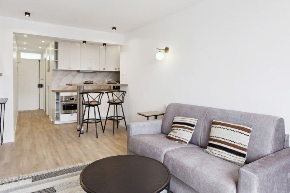  Charming Renovated Studio With AC In The 16th Arrondissement  -  Charming Renovated Studio with AC in the 16th Arrondissement  - Gallery -  4