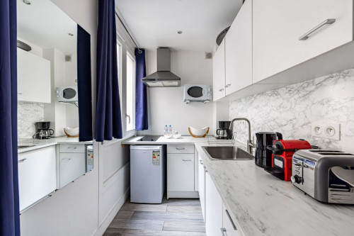 Charming Studio with AC near Champs-Élysées in Paris 17th