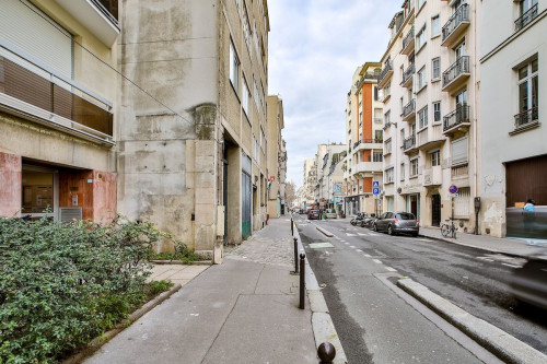 Spacious 1BR Apartment for 4 with AC in the 11th Arrondissement  - Gallery -  5