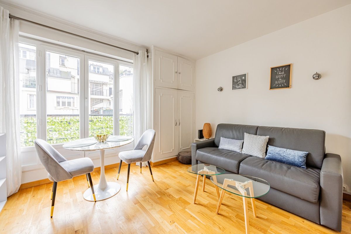  Sunny Studio With Private Patio Near Palais Des Congrès  -  Sunny Studio with Private Patio near Palais des Congrès  - Gallery -  8