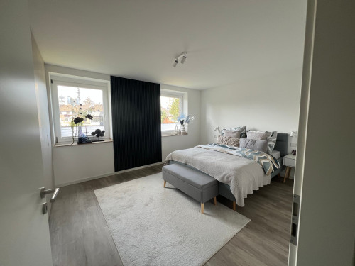 Stylish first occupancy in a sought-after prime location by Schönwasserpark, natural idyll and excellent transport links