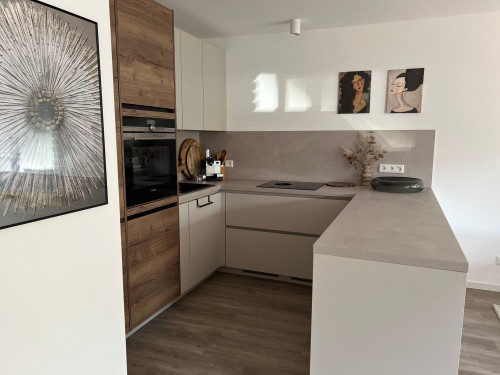 Stylish first occupancy in a sought-after prime location by Schönwasserpark, natural idyll and excellent transport links - Gallery - 22