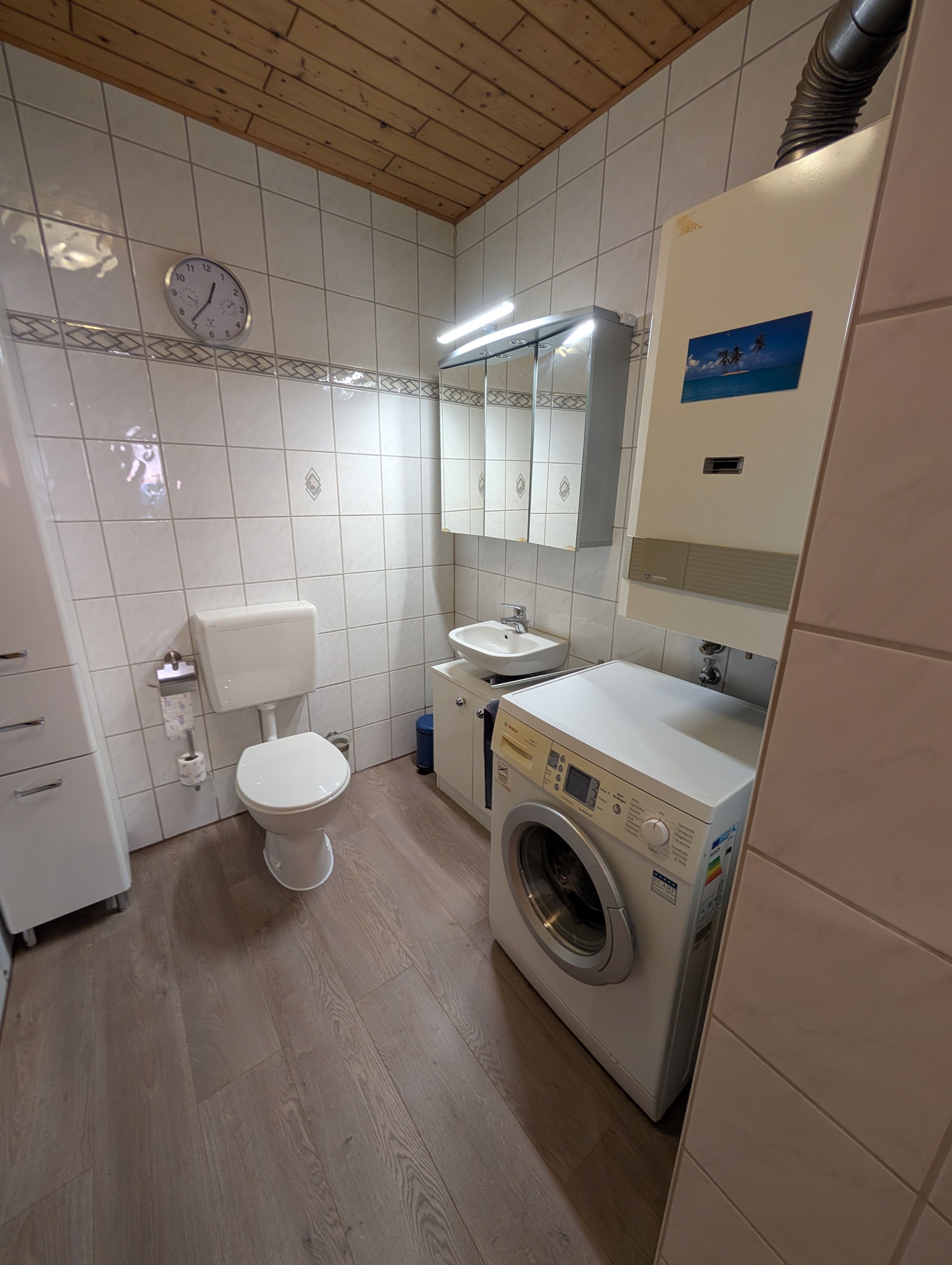 Fully Equipped Flat In A Central Location, Including Cleaning And A Parking Space - 1