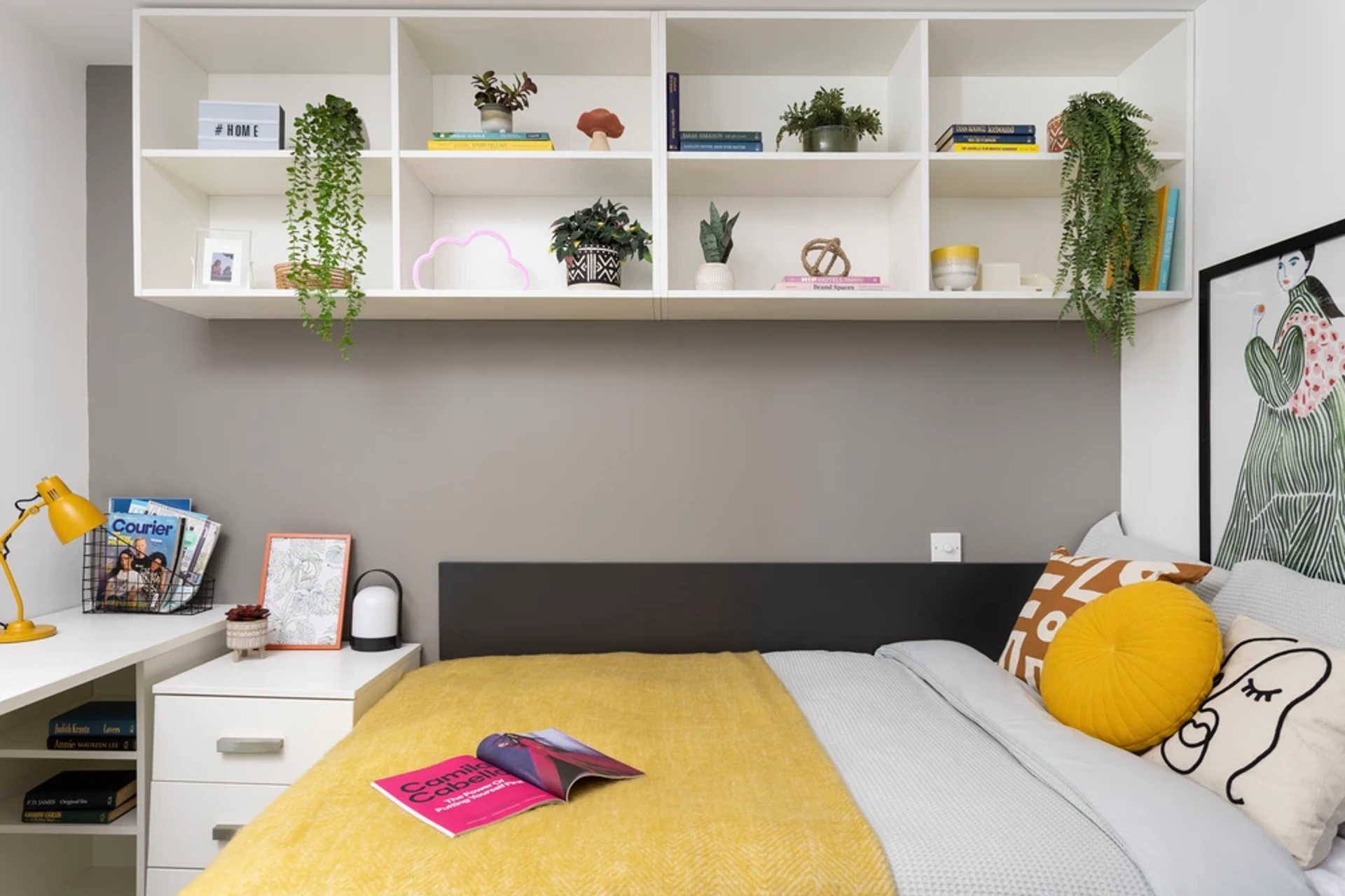 Extra Large Highest Double En-Suite: Three Bedroom Flat - 2
