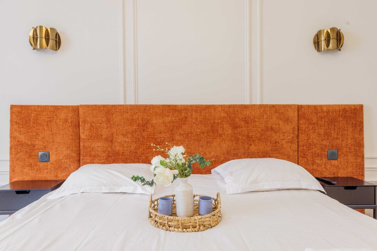  Chic 4BR Haussmannian Apartment With AC In 17th Arrondissement  -  Chic 4BR Haussmannian Apartment with AC in 17th Arrondissement  - Gallery -  38
