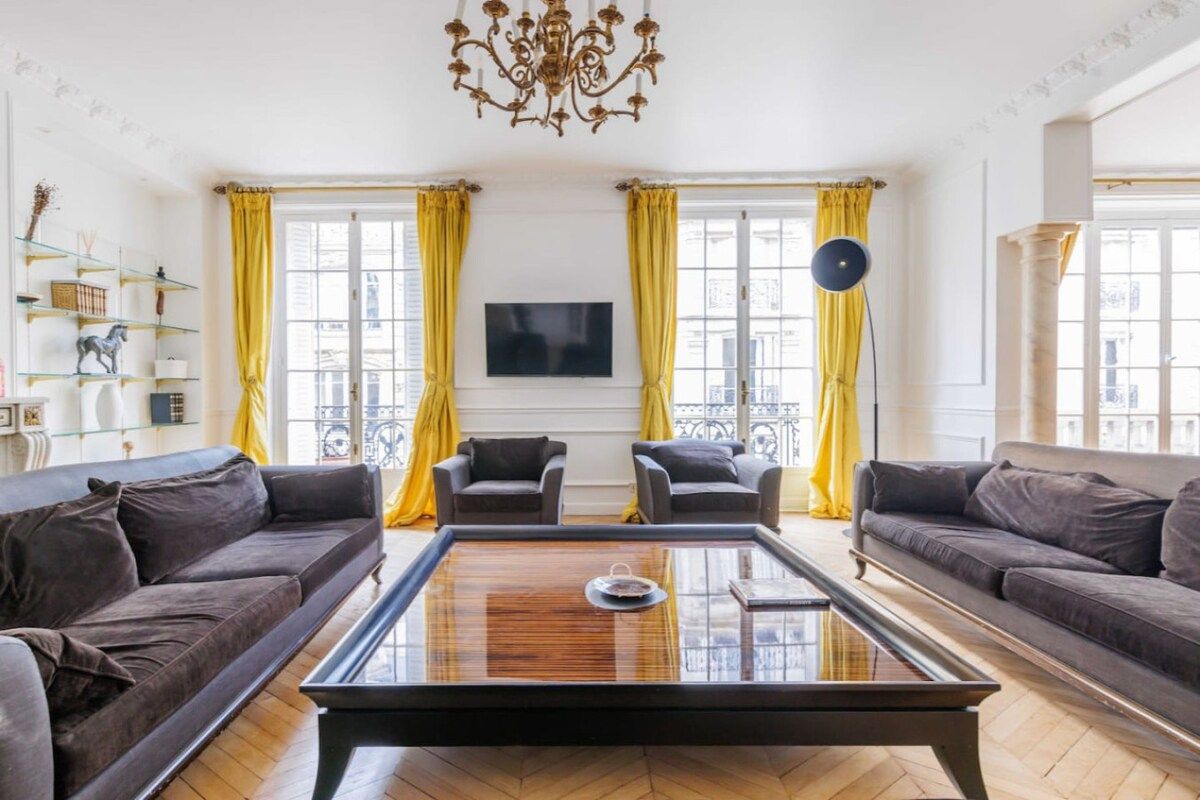  Chic 4BR Haussmannian Apartment With AC In 17th Arrondissement  -  Chic 4BR Haussmannian Apartment with AC in 17th Arrondissement  - Gallery -  37