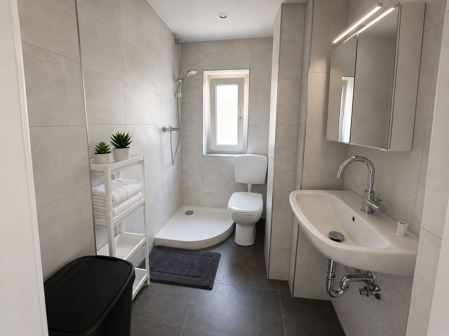 Modern 1.5-Room Apartment In Essen-Holsterhausen – Fully Renovated & Furnished - 6