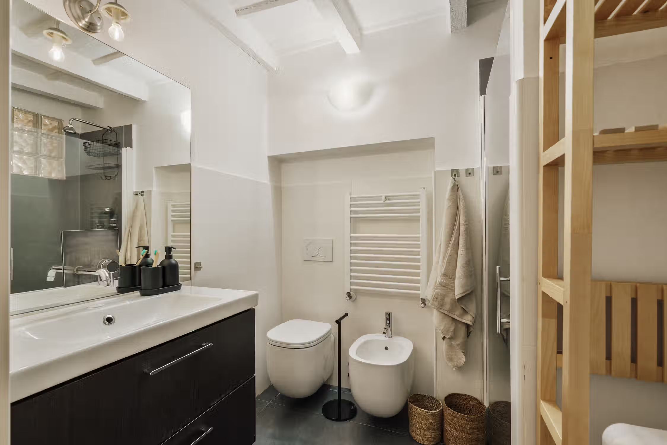  Modern, Fashionable Apartment In Düsseldorf  -  Modern, fashionable apartment in Düsseldorf  - Gallery -  20