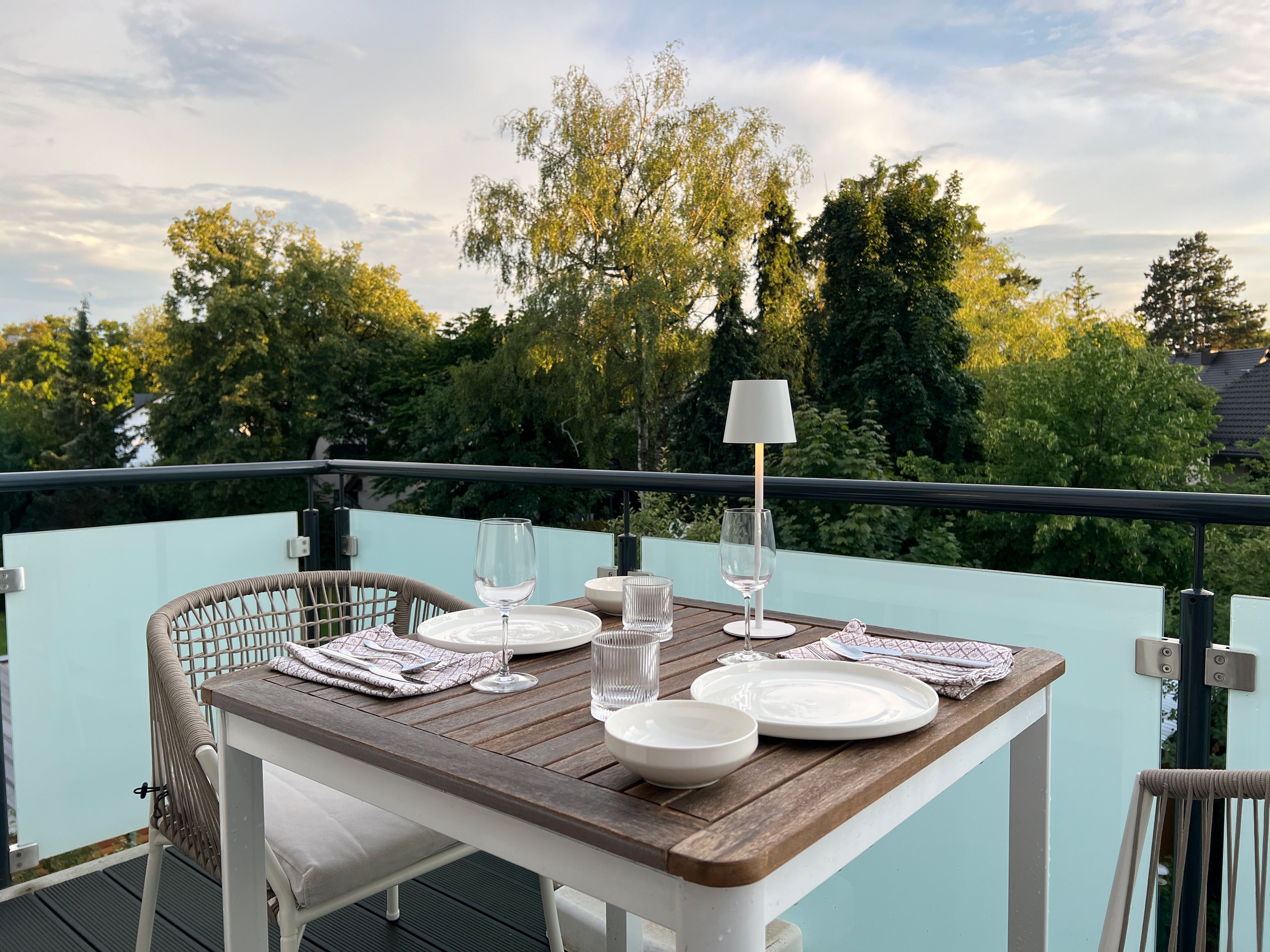 A Fully Furnished, Exclusive Penthouse Combining Serene Living With Excellent Accessibility. - 16