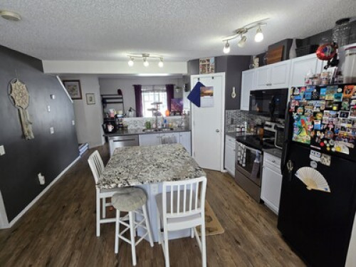 Safe & Quiet Home - Gallery - 7