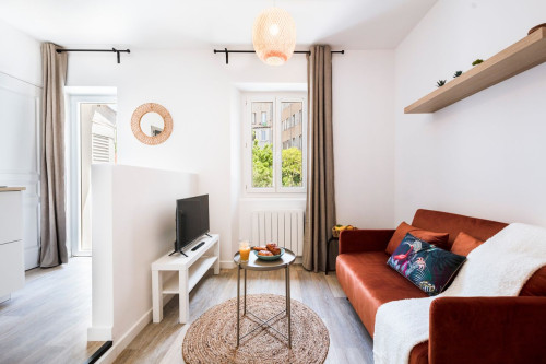 Charming studio with balcony fully equiped - Gallery - 6