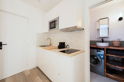 Charming studio with balcony fully equiped - Gallery - 7