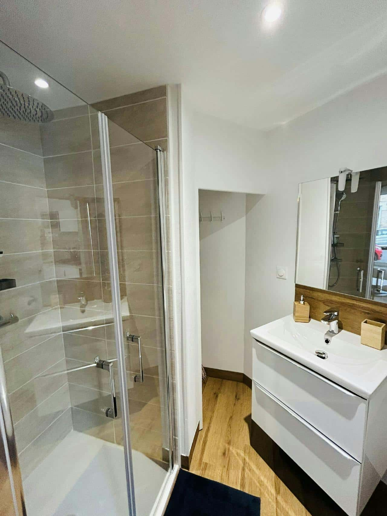 Apartment - 5