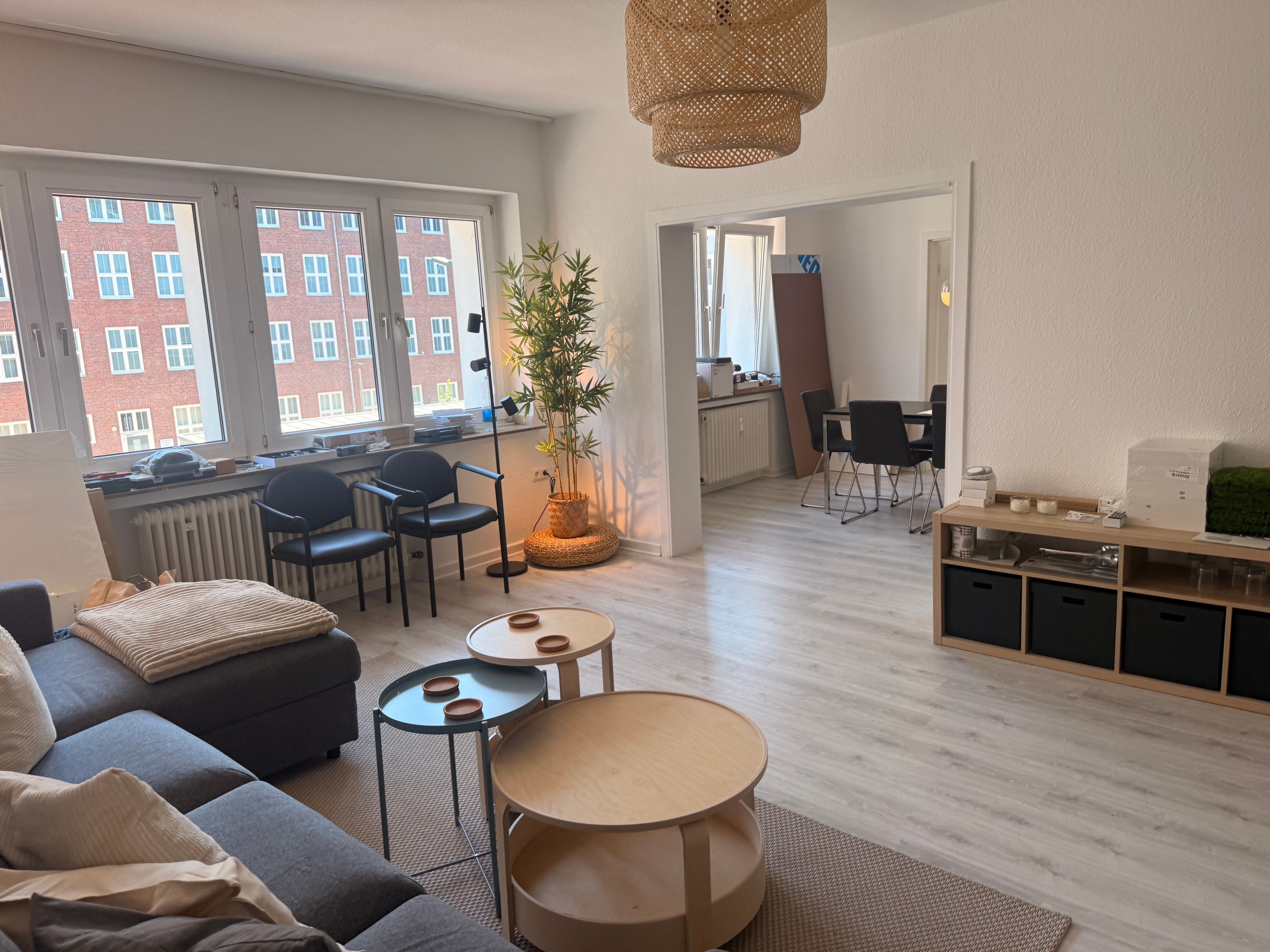 First Occupancy: 100 Sqm Designer Apartment, 300 M From Thier Galerie - 4