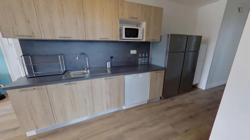 Smart double bedroom near Bois Colombes train station - Gallery - 7