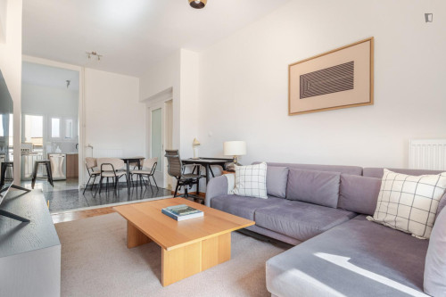 Welcoming 2-bedroom flat in Kallimármaro - Gallery - 18