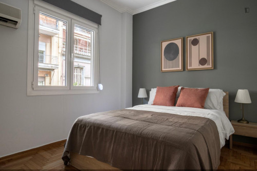 Excellent 2-bedroom flat in Koukaki