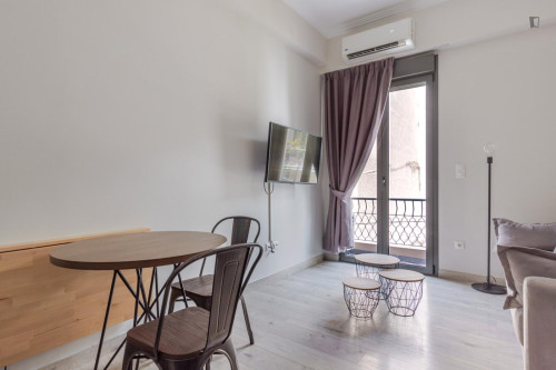 Tasteful 1-bedroom flat in Neapoli - Gallery - 13