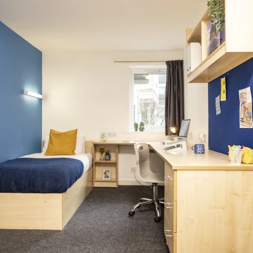 Albert Court - Rooms