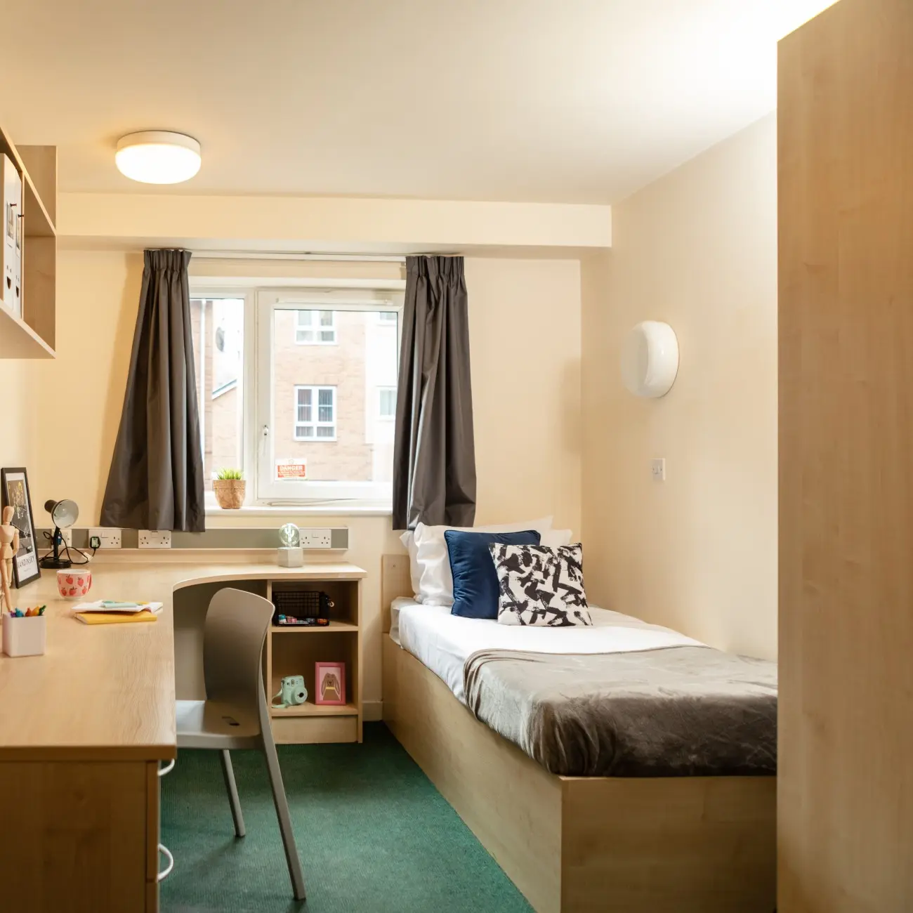 En Suite – Bronze - 2
