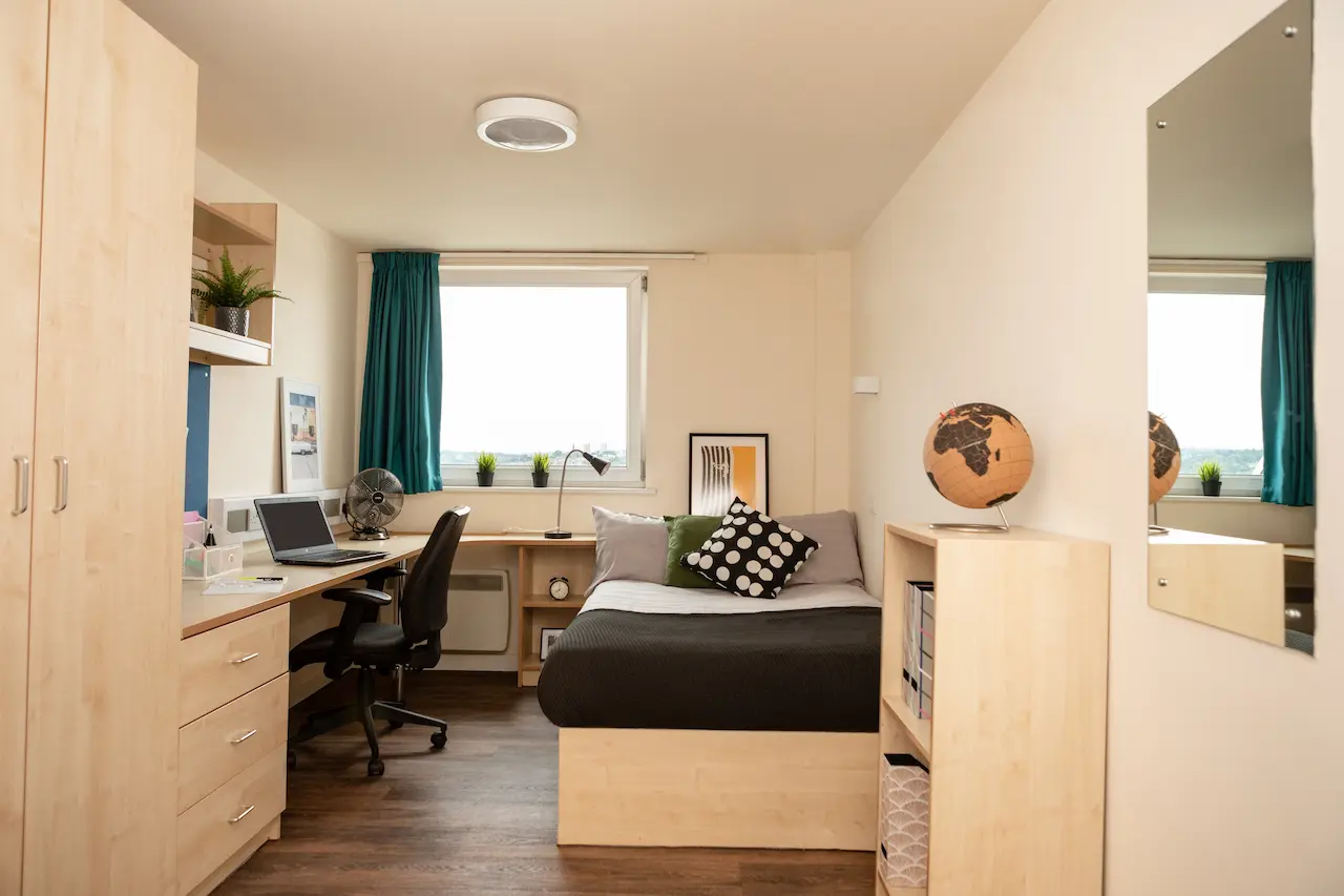 En Suite Rooms (Double Bed) – Silver - 1