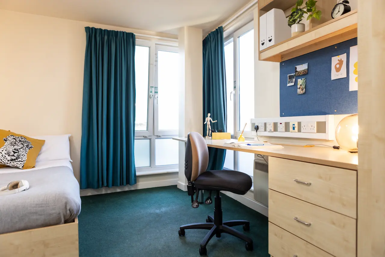 En Suite Rooms (Double Bed) – Gold - 7