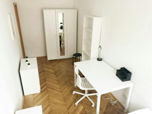 Laxenburger Straße, Vienna